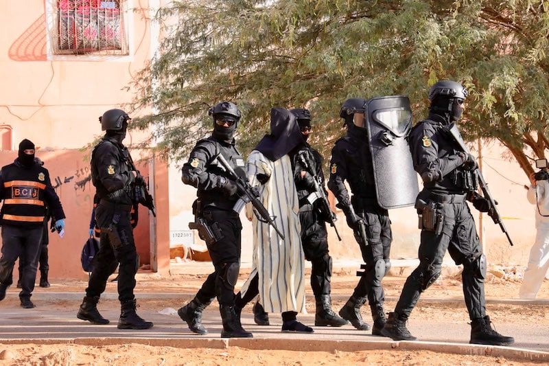 المغرب يحبط مخططاً إرهابياً لخلية مرتبطة بـ “داعش” الساحل