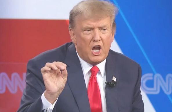 البيت الأبيض يفرض قيودا على CNN وMS NOW وبوليتيكو